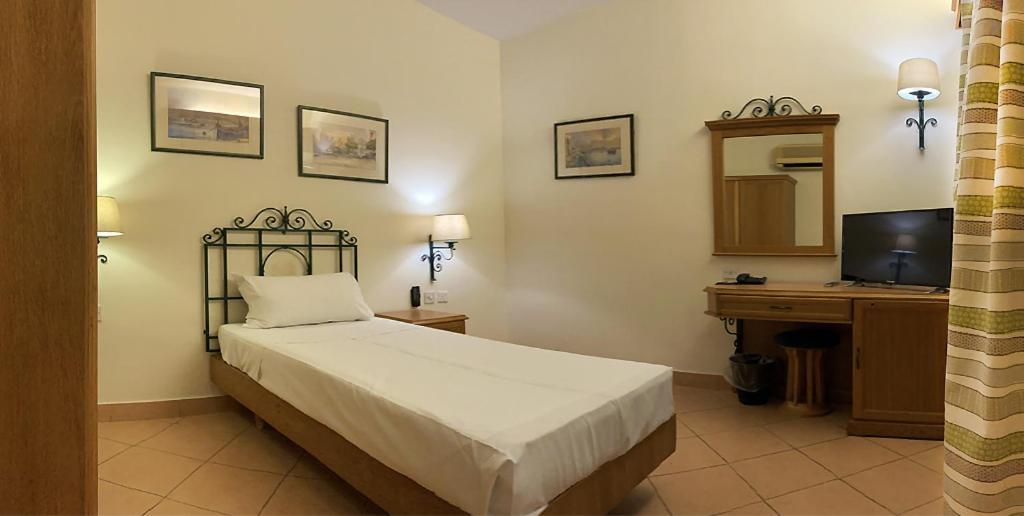 Hotel Kennedy Nova Gzira Bagian luar foto
