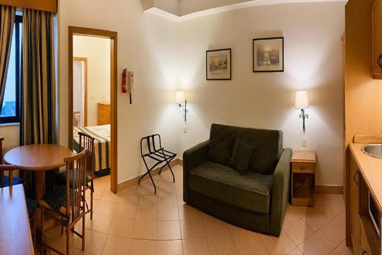 Hotel Kennedy Nova Gzira Bagian luar foto